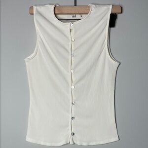 Green Envelope Ribbed Cream Top